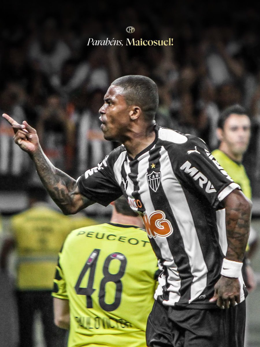 🖤🤍 Feliz aniversário, Maicosuel! CAMpeão da Copa do Brasil, Recopa e decisivo em ambas as competições, o ex-jogador comemora mais um ano de vida nesta terça-feira! 🐔 Relembrando um dos gols mais marcantes pelo Clube, te desejamos saúde e muitas realizações, Maicosuel! 🎥 Aqui é Galo! 👊🏽
