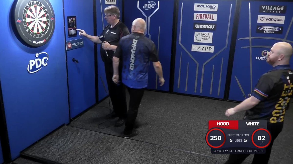 WHITE WINS THE DECIDER! Ian White is into round two, as he produces a diamond performance to beat Justin Hood 6-5! 📺 #PC21