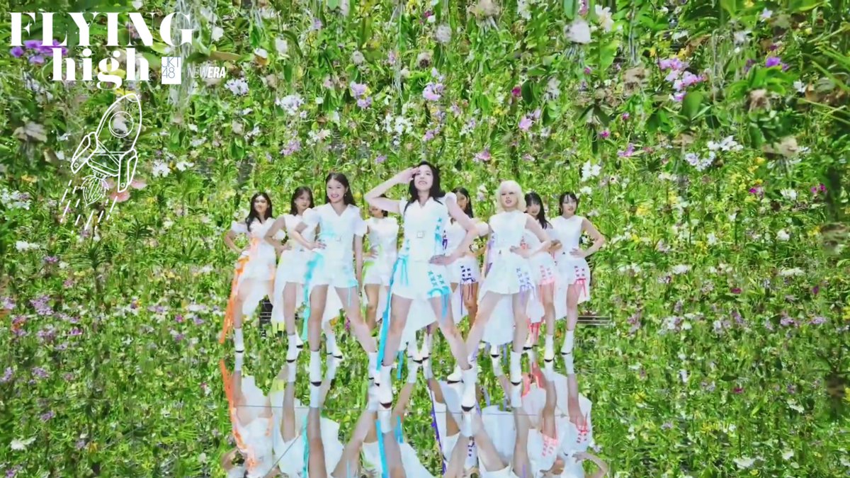 — 4 years ago today — JKT48 released 23rd Single 『Flying High』 with Zee as Center!