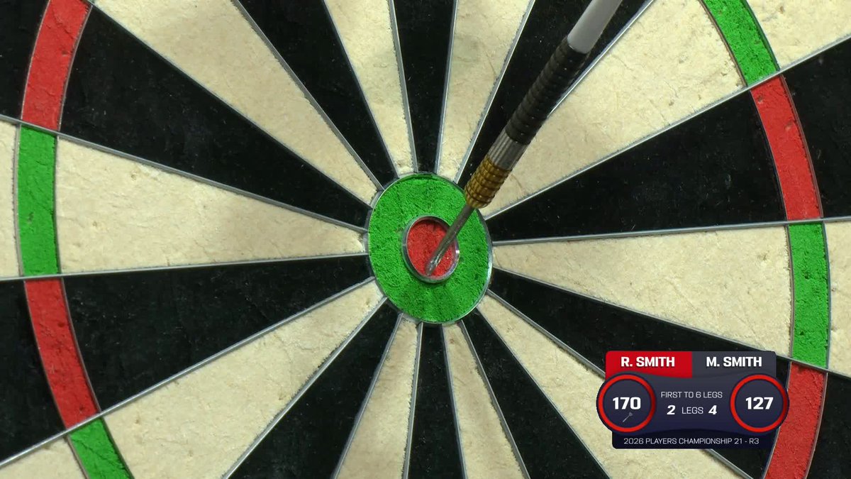 BIG FISH FROM ROSS SMITH! Ross Smith reels in the 170 finish against Michael Smith! 📺 #PC21