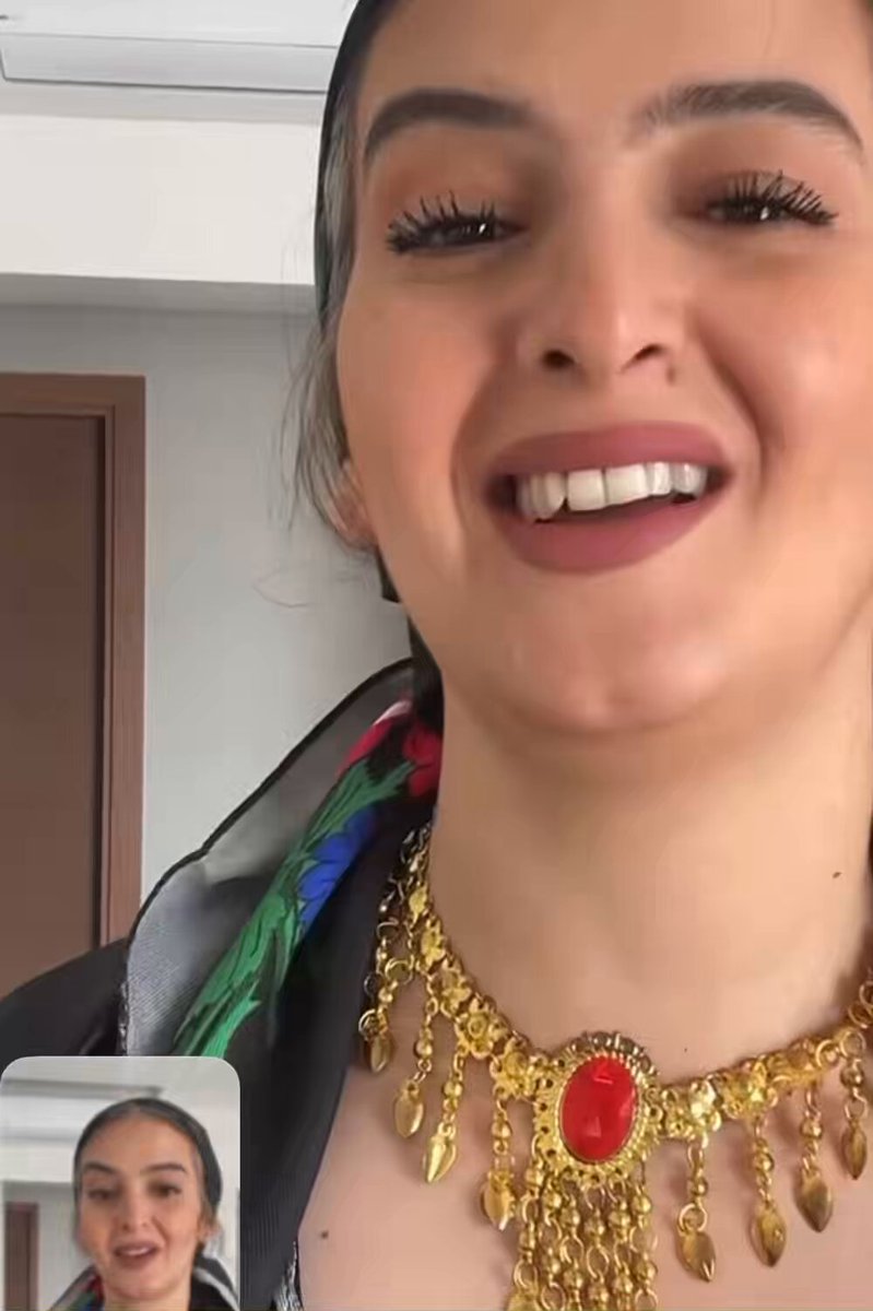 تحت كل مدنّي مية جني🎶😊ياليلاه -مثل يمني