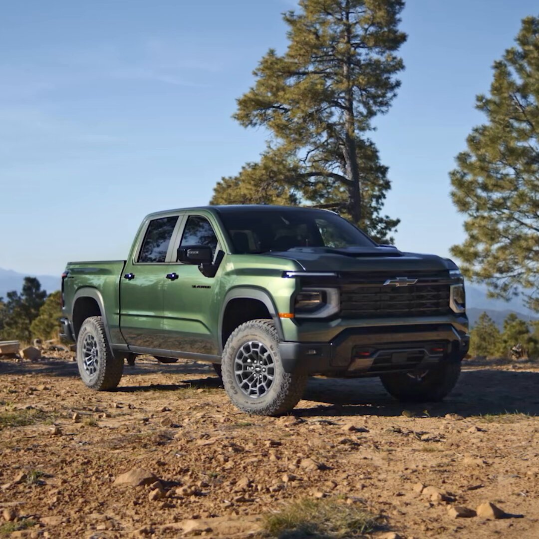 GM said it was bringing back hybrid-power to its full-size pickups. With the advent of the 2027 Silverado, we're still waiting.