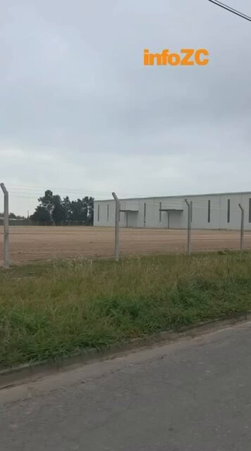 ¡Excelente noticia! Avanza la instalación de Foton en Campana- Argentina 🇦🇷. La automotriz china Foton, representada por el Grupo Corven, está avanzando con la construcción de su nueva planta en el Parque Industrial Campana. Decenas de trabajadores están montando las estructuras y ultimando detalles de las naves industriales. La planta se radicará en los próximos meses. Inversión total USD 50 millones de dólares. 25 son destinadas a esta inversión. #empleo 👏