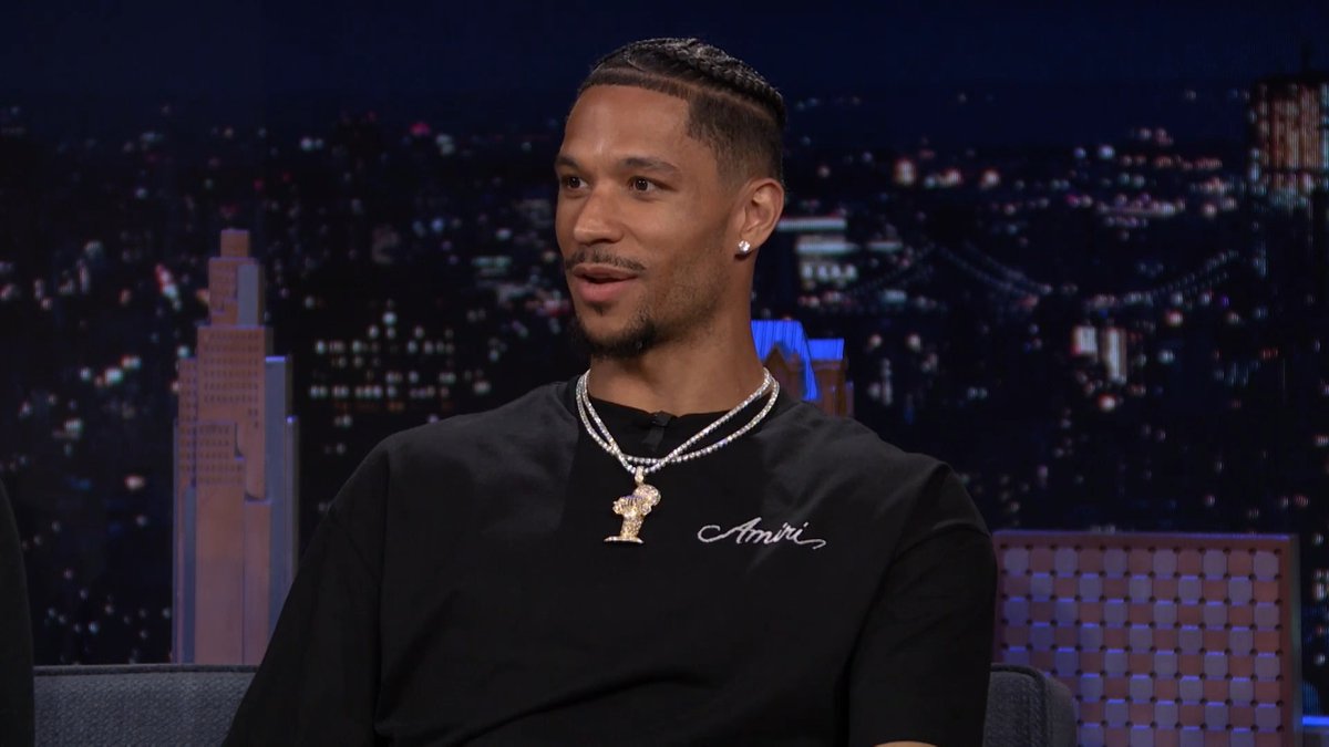 .Josh Hart’s 3-year-old sons crashed his press conference fresh off the NEW YORK KNICKS’ NBA Championship win 🥹 #FallonTonight #KnicksOnFallon #KnicksInStudio6B #NBAFinals