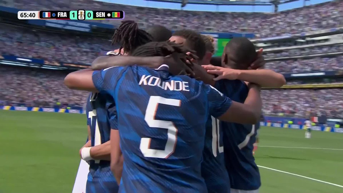 That pass from Olise to Mbappe is unbelievable, Bruno Fernandes is definitely somewhere clapping for him 🥶