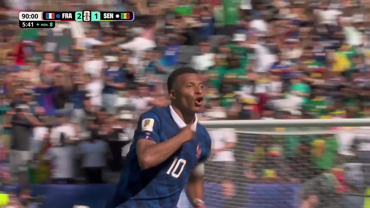 TAKE A BOW, MBAPPÉ! WHAT A GOAL THAT IS! 😱🚀