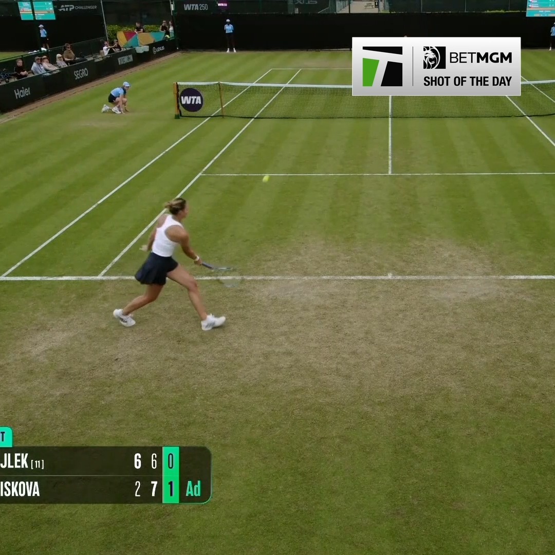 This former World No. 1's still got it 🔥 Karolina Pliskova with the movement and touch for the BetMGM 🦁 shot of the day ⤵️ #NottinghamOpen