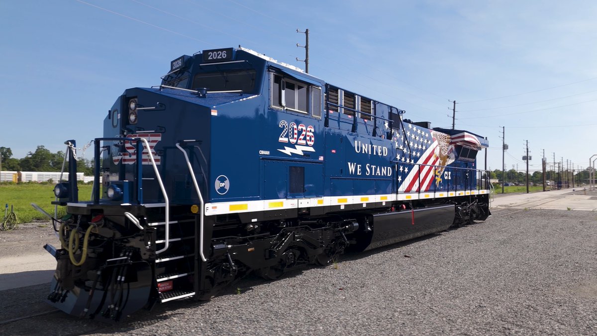 250 years of America deserves a celebration on rails! Our CSX railroaders brought skill and pride to two commemorative locomotives honoring our nation and the people who’ve kept it moving. Take a 360° spin and see them up close. #America250 #CSX200
