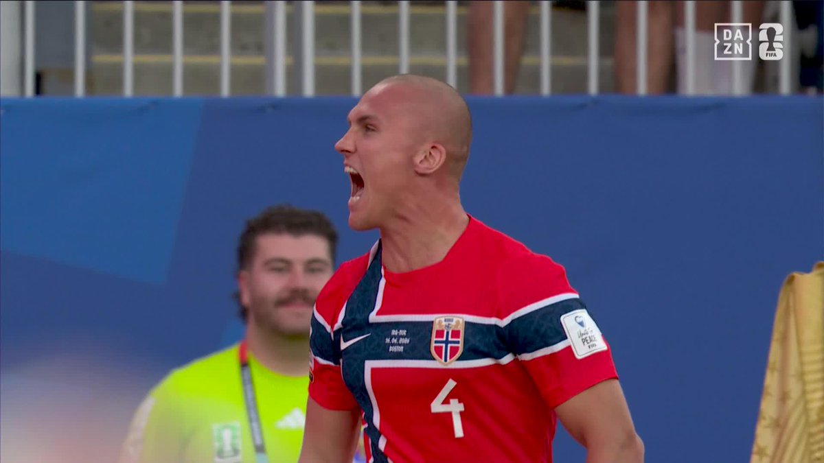 ウーデゴールからウスティゴールで3点目🇳🇴 ノルウェーがCKから追加点! 🏆️#FIFAワールドカップ グループI 🆚イラク×ノルウェー 📱#DAZN ライブ配信中 #本気で楽しむならDAZN