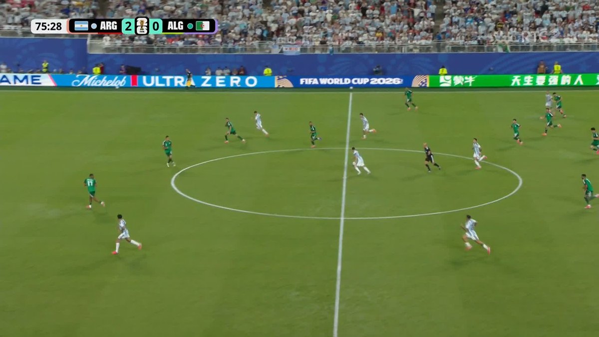 🇦🇷 3-0 🇩🇿 MESSIIIIIII! | Messi gets his first World Cup hat-trick Watch all 104 games from the #FIFAWorldCup on RTÉ