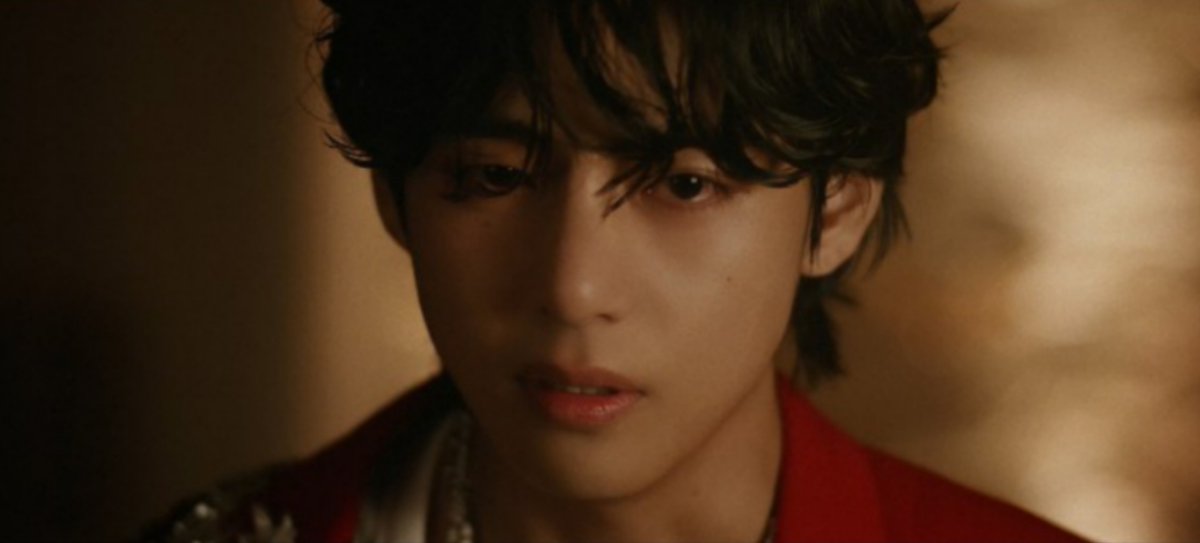 Winter Ahead (ft Hyoshin) by V is now 8th most streamed Jazz song on Spotify history.