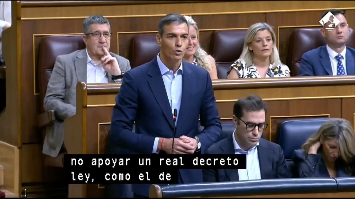 #EnDirecto | Sánchez replica a Feijóo: "No deja de sorprenderme la atalaya moral desde la que usted se convierte en un Torquemada de la vida siendo el presidente del PP designado para tapar la corrupción de Ayuso y sentándose en una sede financiada en B"