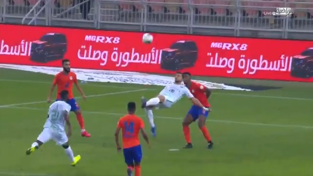 للامانة الاردن منحوسة من ناحية الحراس عامر شفيع احد افضل الحراس بقارة اسيا و احد افضل الحارس في تاريخ العرب عموماً اعتزل و زامل شيل ضعيف جيل مهلك انا متاكد لو زامل جيل الأردن الحالي التاريخي لكان الاردن بطلاً ب كاس اسيا &amp; كاس العرب &amp; فوز اليوم ضد النمسا