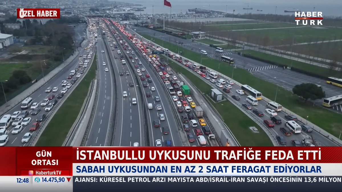 📌İstanbullu uykusunu trafiğe feda etti. Mesai saatinden saatler önce gelip arabada uyuyorlar. ÖZEL HABER | Öznur Karslı Çetiner