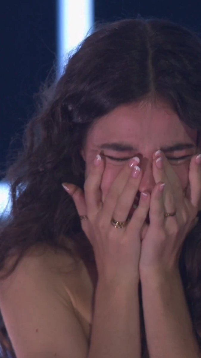 "Para mi entrar en OT sería como un regalo para esa Cristina de 12 años que veía OT 2017 y decía: tienes que estar ahí" 😭 Lo conseguiste, y por todo lo alto 🏆💙 Ya podéis ver su CASTING COMPLETO aquí 👉🏻