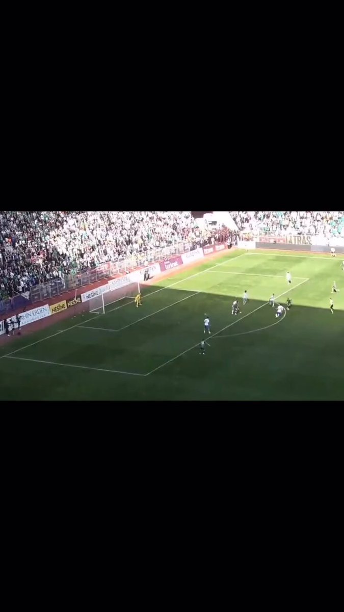 Uzakta aramaya gerek yok bize karşı devleşen Ankara Demirspor kalecisi Ali Taha Demir 2 metre boyu 25 bin euro piyasa değeriyle bu kriteri fazlasıyla karşılıyor.🐊🐊 Enes Çelik Hüseyin Yeşilkavak