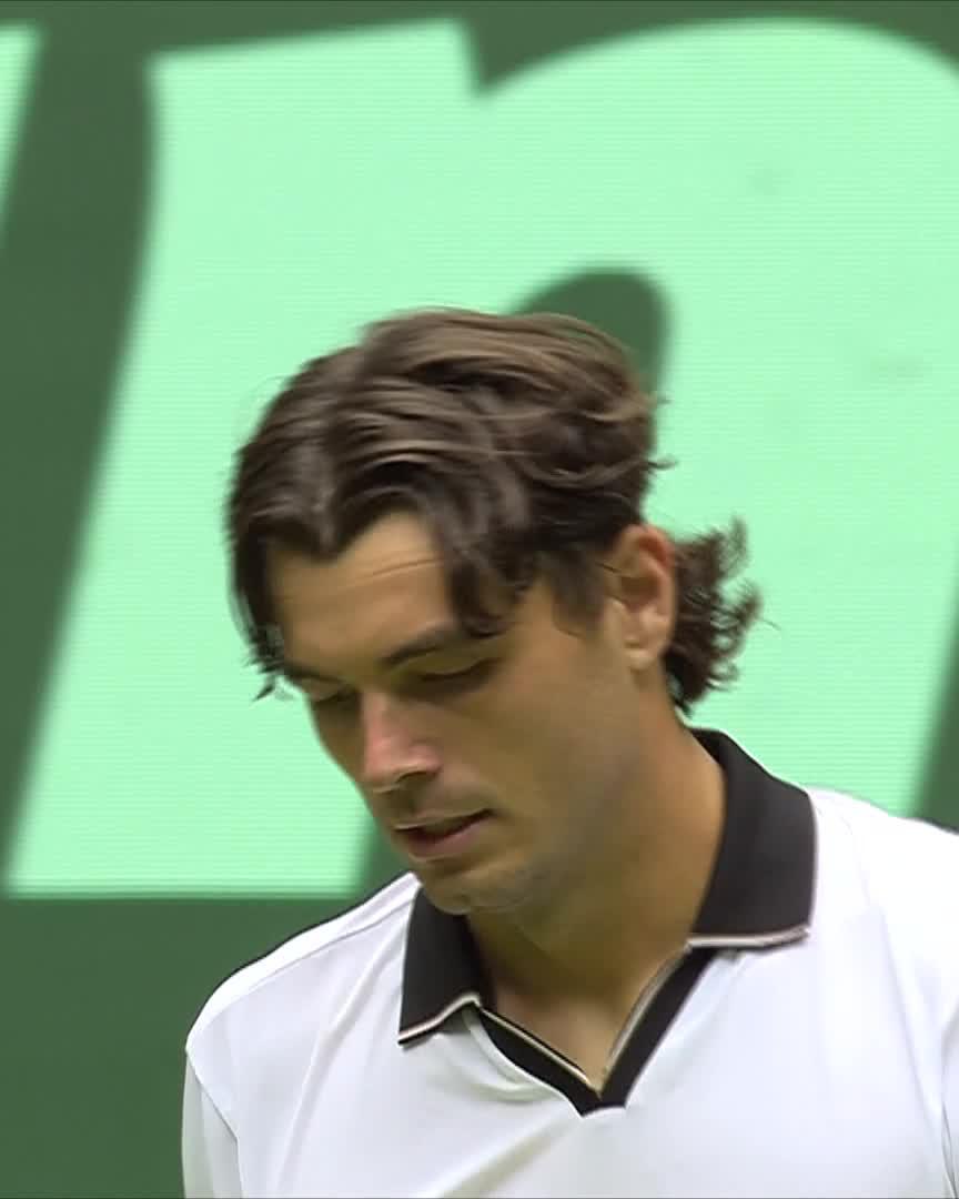 Getting it done! 😤 Taylor Fritz makes a winning return to the grass in Halle! 🇩🇪 #TWO26
