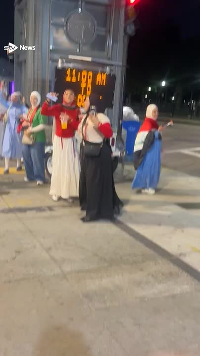 Tartan Army meet Iraq fans in Boston as they play their first game