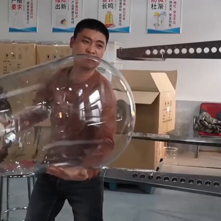 From raw glass to massive industrial chemical equipment: the making of a jacketed glass chemical reactor.