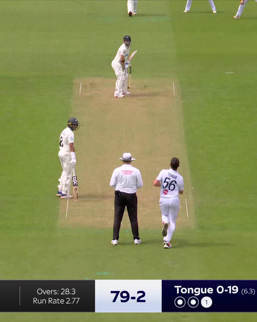 Josh Tongue is into the wickets and New Zealand are three down. 🇳🇿 7️⃣9️⃣-3️⃣