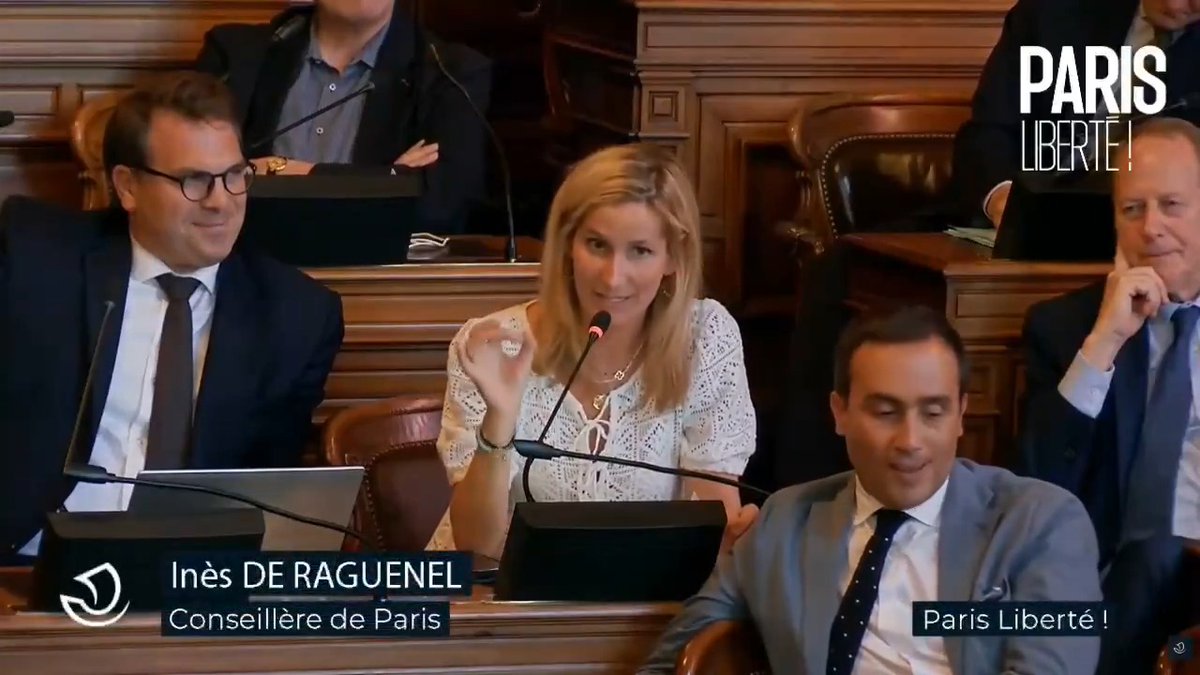 Preuves à l'appui, Inès de Raguenel met la Ville de Paris face à ses responsabilités📱 À l'école Gutenberg (15e), l'enquête est finie depuis 4 mois. Les parents relancent sans réponse, malgré 4 plaintes pour agressions sexuelles! Pire : 15 écoles sont concernées par le parcours de 2 animateurs aujourd'hui en détention provisoire. Pourquoi avoir menti aux élus et aux familles "droit dans les yeux" sur leur parcours passé? Cette situation n'est plus tenable🛑