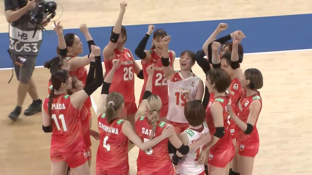 ／ 🏐#ネーションズリーグ 女子🏐 🎉日本🇯🇵フルセットの激闘を制し開幕5連勝🎉 ＼ 土壇場からの劇的な逆転劇🔥 最後はキャプテン #石川真佑 選手が決めて見事な勝利👏💫 #VNL2026 #NIPPONもうIPPON
