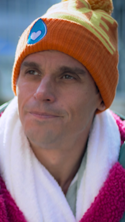 Once one of the world's most polluted shipping ports, Canary Wharf may not seem like the obvious place for swimming—but Antoni is ready to dive in! 🏊 #BestOfTheWorld with Antoni Porowski is now streaming on Disney+ and Hulu.