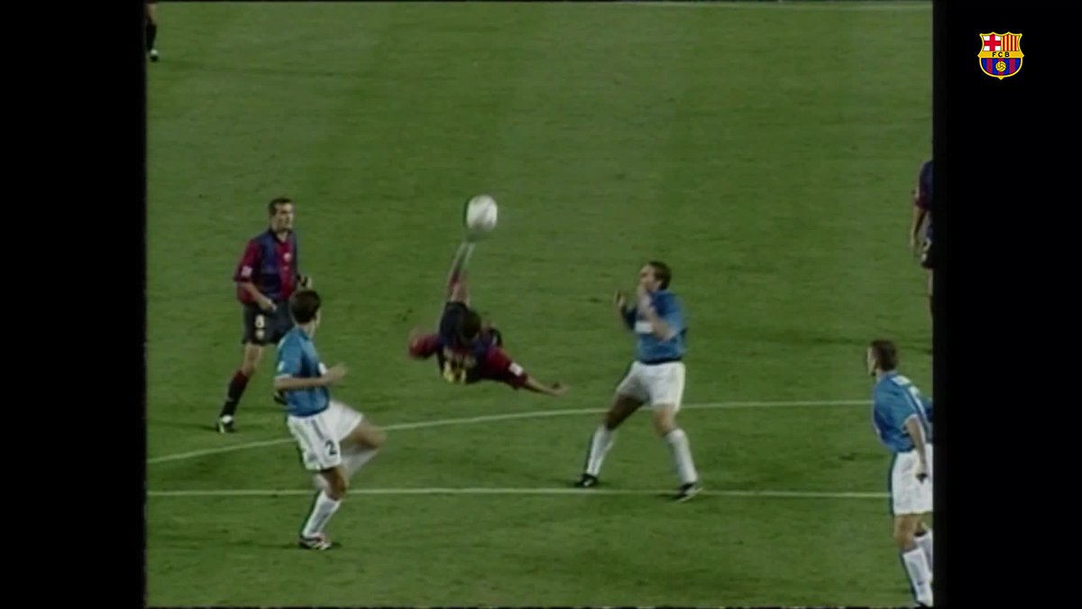 🇧🇷 25 years ago today, Rivaldo scored this incredible bicycle kick against Valencia to secure Barça's spot in the Champions League.
