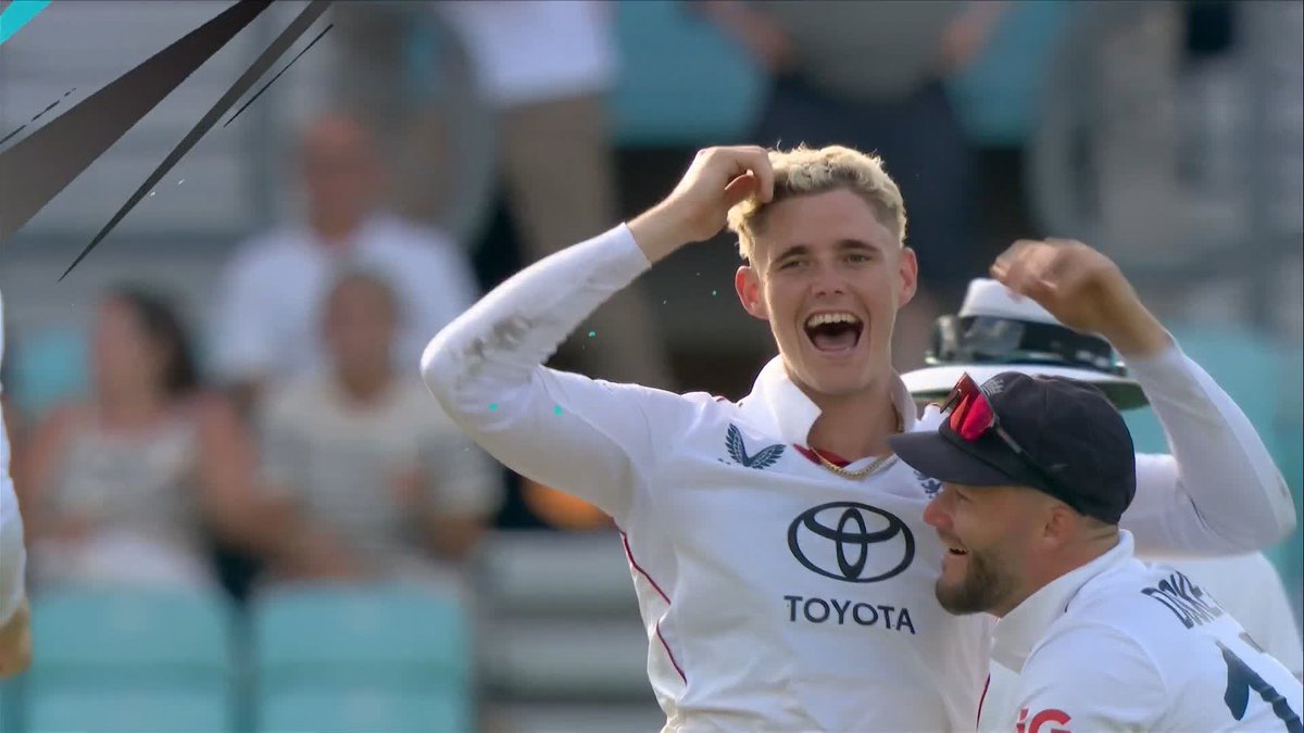 They all count! ๐
That's seven wickets now for England ๐