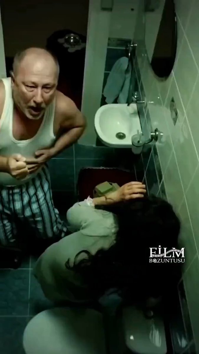 Babasını felç bırakan kızın sonu