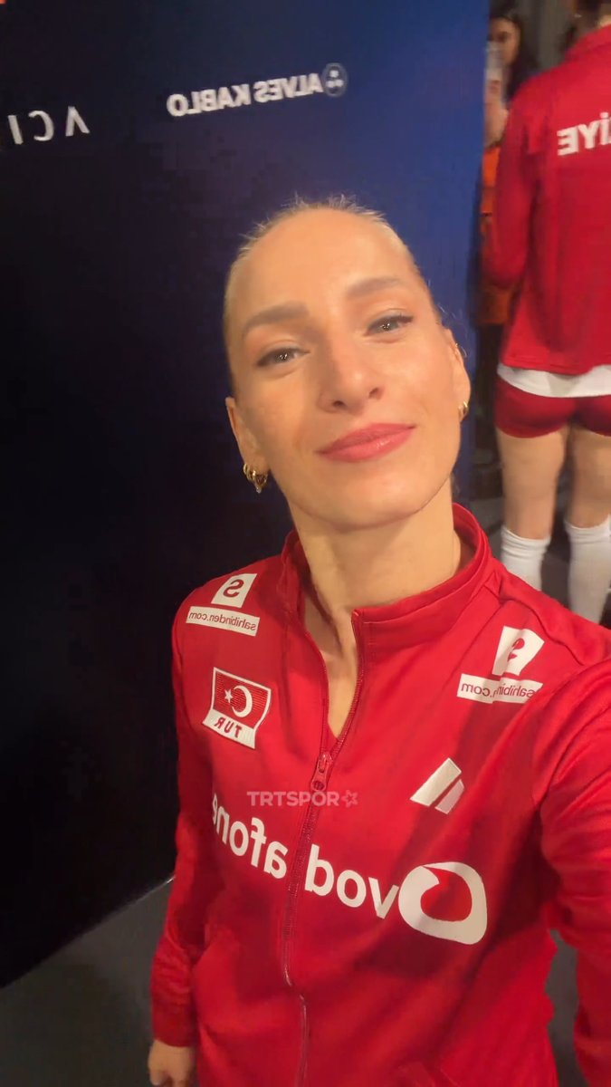 🤳 Gizem &amp; Elif &amp; Jack