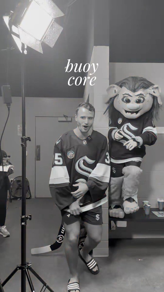 happy national mascot day to everybody’s favorite troll 🧌
