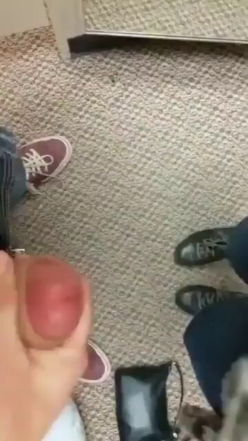 والله العظيم ياشباب مرة اجت مرتي هيك كيلوتها سالتها لك شووو هاد قالتلي صاحبي جاب ضهرو هون وهلق انت من الكلب متل التوتو ياخنزيري بدك تنضفلي كيلوتي اولا وكسي تانيا وبكرا بدو يجي ينيكني بحضنك وتلحسلو زبووو كمان يامقورن يارخيص ايور كل الشباب بكس مرتك القحبه 😍وربي هيك قالتلي 🤭🤭