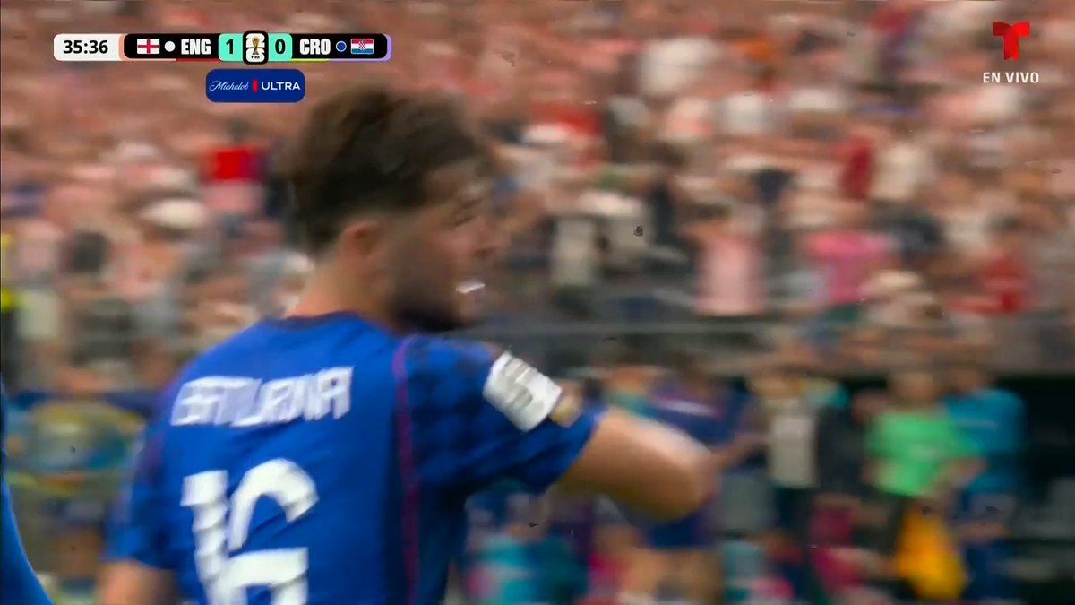 ¡GOLAAAAAZO DE CROACIA! ¡SE EMPATÓ EL PARTIDO! Fascinante disparo de Martin Baturina, prueba desde fuera del área y marca uno de los MEJORES GOLES en lo que va del Mundial.