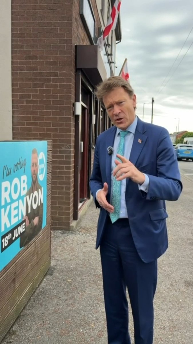 Richard Tice has arrived to support Cllr Rob Kenyon. 👏