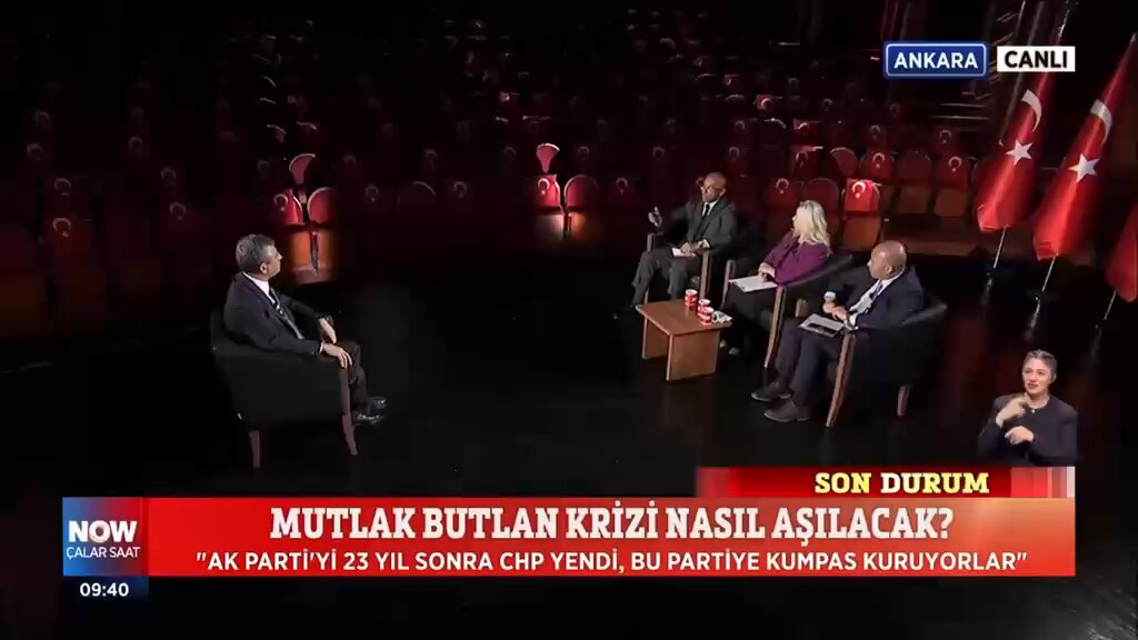 #ÖzgürÖzel: Babaocağından bizi polis söktü attı, biz er ya da geç döneriz. #ÇalarSaat