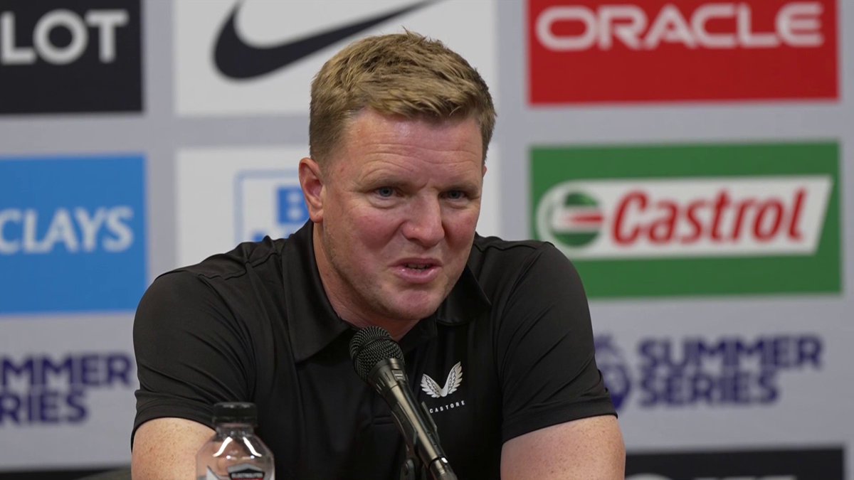 ⚫️⚪️ 🗣 “It takes time with every new player. There is an adaption, especially with players that come from different leagues" Iraola had no issues trusting Rayan or Kroupi from the get-go. You just know that Eddie would start Barnes over Munoz #NUFC