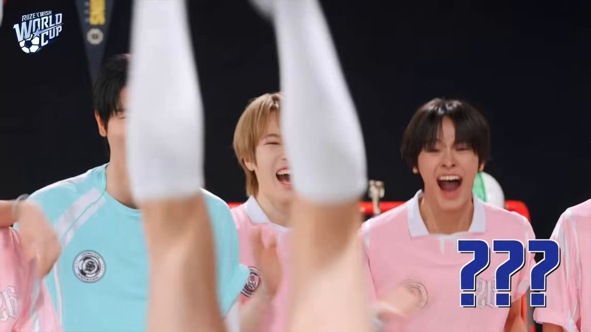 와 ㄹㅇㅈ 오빠들 존나웃겨 엔시티위시한테 이게 자컨이라고 가르쳐주려고 온 사람들 같음