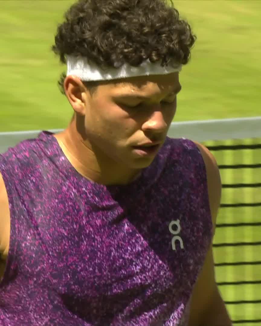 Keeping his cool 🧊 Ethan Quinn saving a break point in STYLE! 😎 #TWO26
