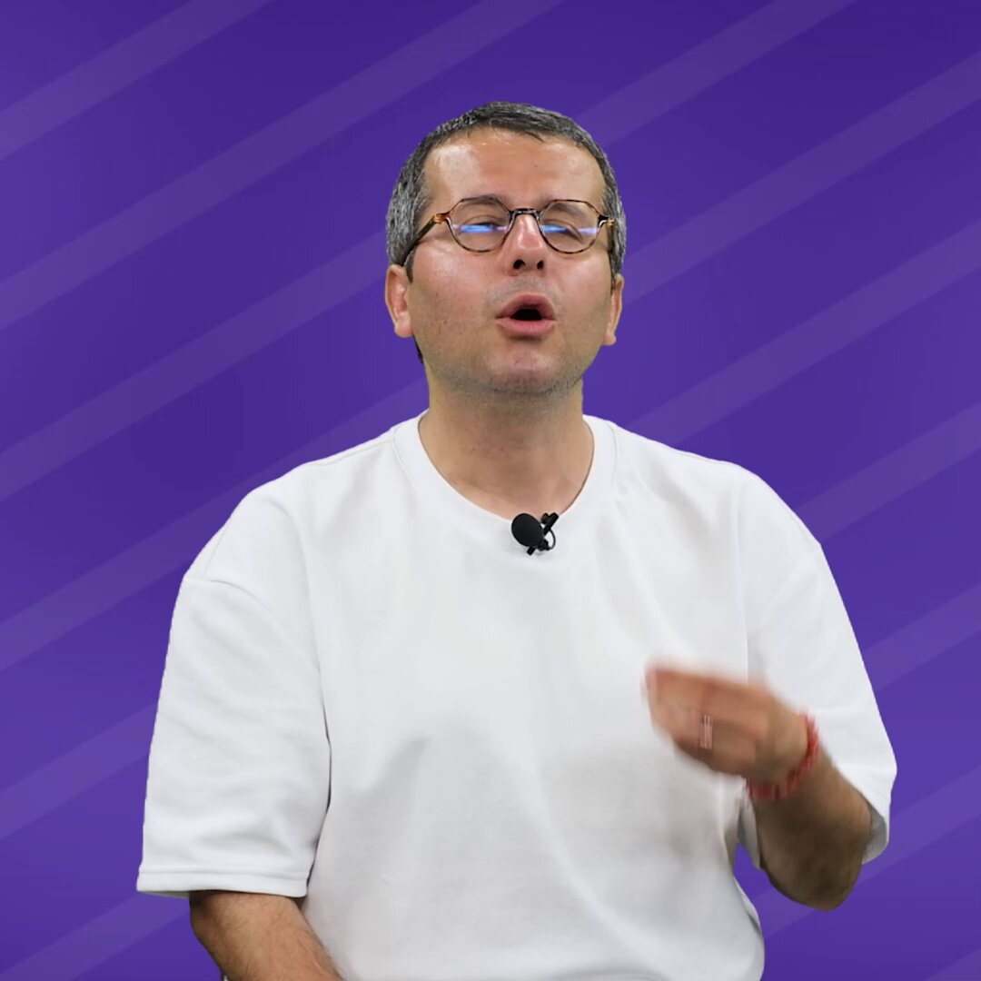 Diyetisyen Ersin Özdemir: ◽️Bir simit yediğin zaman tam 35 tane küp şekere eşdeğer şeker tüketmiş oluyorsun. Bir poğaça yediğin zaman 25-26 tane küp şeker tüketmiş oluyorsun. ◽️Bugün insanlar, bir poğaçayla “Canım istiyor” misali karınlarını doyuruyorlar. Bunlarda morfin benzeri yapılar var. Bu morfin benzeri yapılar da beyinde bağımlılık yapıyor. ◽️Daha doğal kaynakları, doğadaki haliyle tüketmek lazım. İnsan eli girdiği zaman, buğdayı un haline getirdiğin zaman o sıkıntılı. İnsan yapımı poğaça dediğin zaman o sıkıntılı. Bunlardan uzak dur. İnsan varsa sağlık yok.