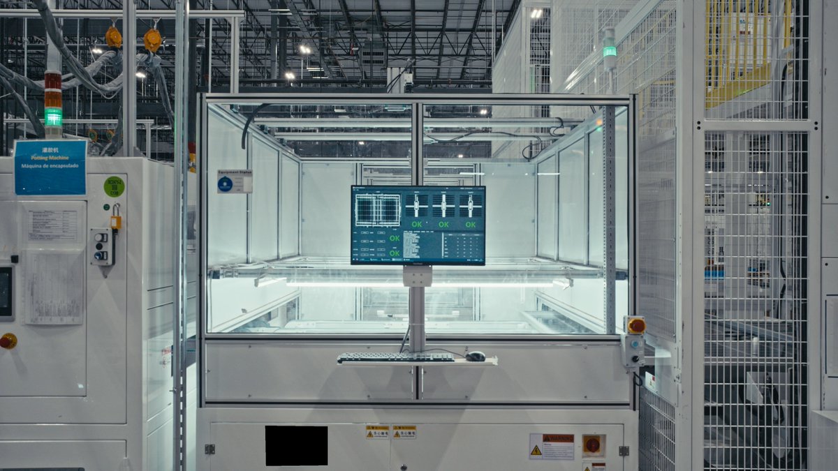 Before it ships, every module is tested. Every T1 module goes through final inspection, electrical testing, and classification. Human + machine verification. No shortcuts. Then IV testing, an artificial sun that measures real power output in watts. :sunglasses: Only after it’s tested, graded, and verified does it leave G1.