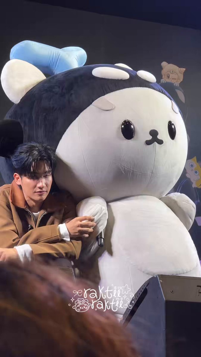 TAY SAN AT THEPOP #THEPOP2026 🐳🐻‍❄️ When San is with Papa Tay and PhorPhor New, both of them are such a safe zone for San. They always give San advice… I mean, they’re always there for San and guide San~ 🎤 Papa Tay is secretly crying inside right now. 🫍 When Papa and PhorPhor act all silly sometimes, do you ever get embarrassed by us, San? 🐳🐻‍❄️ San doesn’t feel embarrassed at all~ 🫍 Really? Not embarrassed at all? 🐳🐻‍❄️ Of course not~ Papa and PhorPhor have always been like this anyway, haven’t you~? 🫍 How do you know that, sweetheart? You were only born three years ago. How do you know Papa and PhorPhor have been like this for so long? Papa might have been a very proper person before, you know. 🐳🐻‍❄️ Oh~ So Papa used to be very proper? 🫍 Yes, until I met a friend named Uncle Off. 🐳🐻‍❄️ Hahaha~ 🫍 And what about San… Papa was really touched during our first Fam Meeting. When San was talking and started crying, Papa didn’t think you were actually crying for real. Why did you cry that day, baby? 🐳🐻‍❄️ Because San was really, really happy that day. San never thought San would get to meet all the Grandmas and Je-jehs in such a huge hall. Everyone came to see San, Papa Tay, and PhorPhor New. Everyone was so happy and cheered so loudly~ 🎤 San said that not only are Papa and PhorPhor his safe zone, but all the Grandmas and Je-jehs who always support him are too. 🐳🐻‍❄️ That’s right~ Because all the Grandmas and Je-jehs always support San and all the little ones too~ 🫍 It’s like… a lot of people have followed TayNew for such a long time, and when San came along, it felt like he became a representation of all the love everyone has given to TayNew. And there are also people who got to know TayNew because of San. So San is like the one in the middle, the center that connects the love between TayNew and all the fans. #Tawan_V #POLCASAN #TayNew