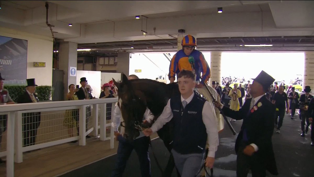 🗣"It's every year he identifies these horses, brings them here absolutely jumping out their skin and I'm lucky to ride them for him" Ryan Moore reflects on a landmark win for Ballydoyle! 💯 #ITVRacing | Rishi Persad