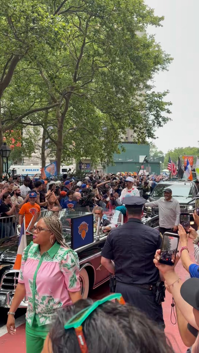 Clyde got his own car. I feel SO lucky that I got the spot that I did at this parade. Unbelievable.