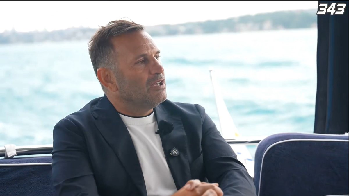 Okan Buruk: "TFF başkanının açıklamalarına baktığınız zaman, Galatasaray'a karşıydı. O zaman Galatasaray'a karşı herhangi bir antipatisi olduğunu düşünüyorum. Galatasaray'a karşı yaptığı açıklamalardan dolayı. Karşılıklı geldiğinizde o tür bir şey almıyorsunuz ama o çıkışlara baktığınızda, o zaman Galatasaray'ı çok sevmiyor gibi gözüküyor." (343)