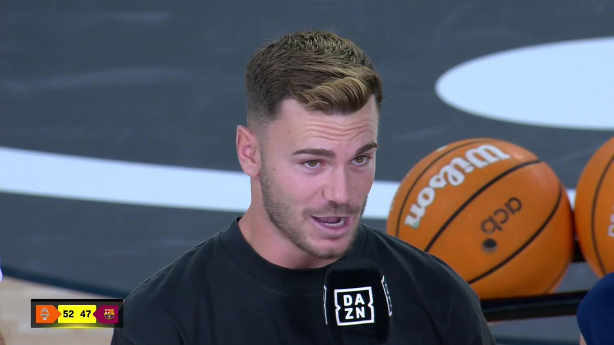 🎙️ Toni Lato: "De estar en la Fonteta a aquí, en el Roig Arena, es increíble". Ojo que Toni Lato, actual jugador del RCD Mallorca, nos dice con qué jugador de Valencia Basket Club disfruta más 👀 📺 DAZN España | #PlayoffLigaEndesa