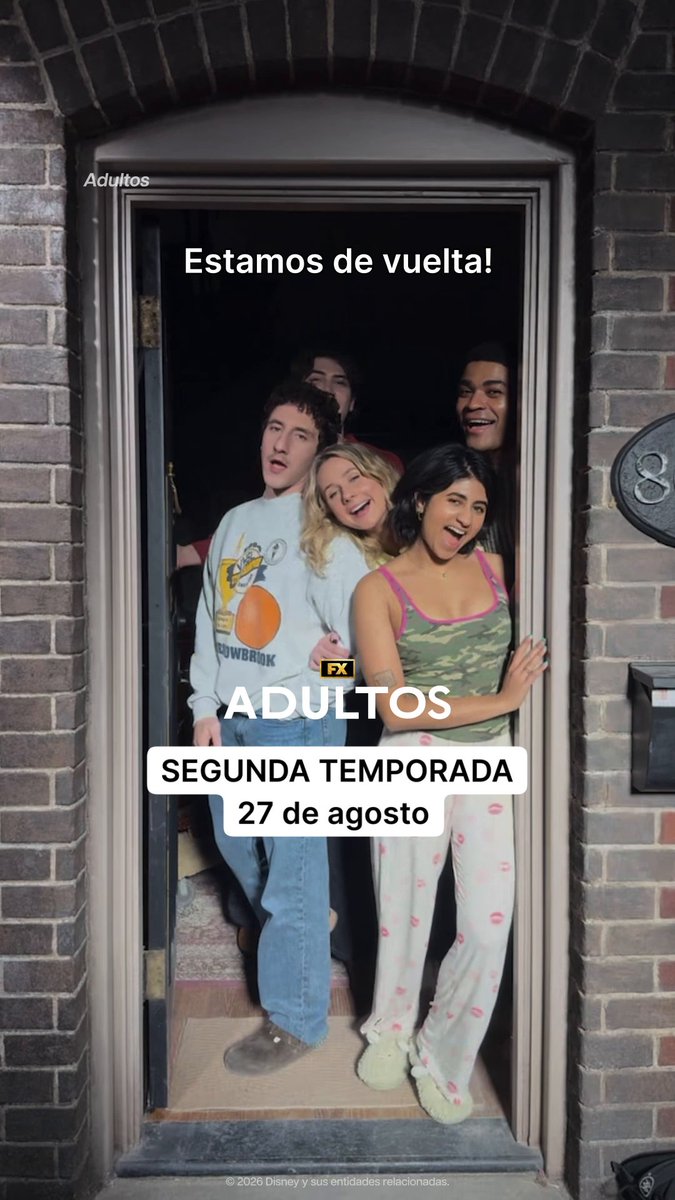 Tus mejores amigos están de vuelta con una nueva temporada. #Adultos, nueva temporada. Estreno 27 de agosto. Solo en #DisneyPlus.