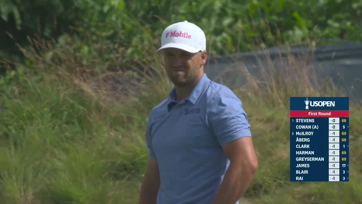 A past champion *and* in good form? Keep an eye on Wyndham Clark. It's a birdie-birdie start.