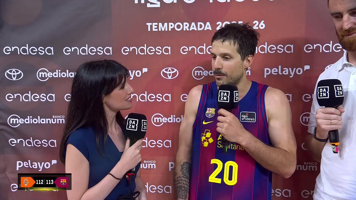 👀 Si alguna vez os preguntáis si los jugadores de baloncesto ven los partidos de sus rivales... Nicolas Laprovittola tiene la respuesta. 📺 DAZN España | #PlayoffLigaEndesa Barça Basket