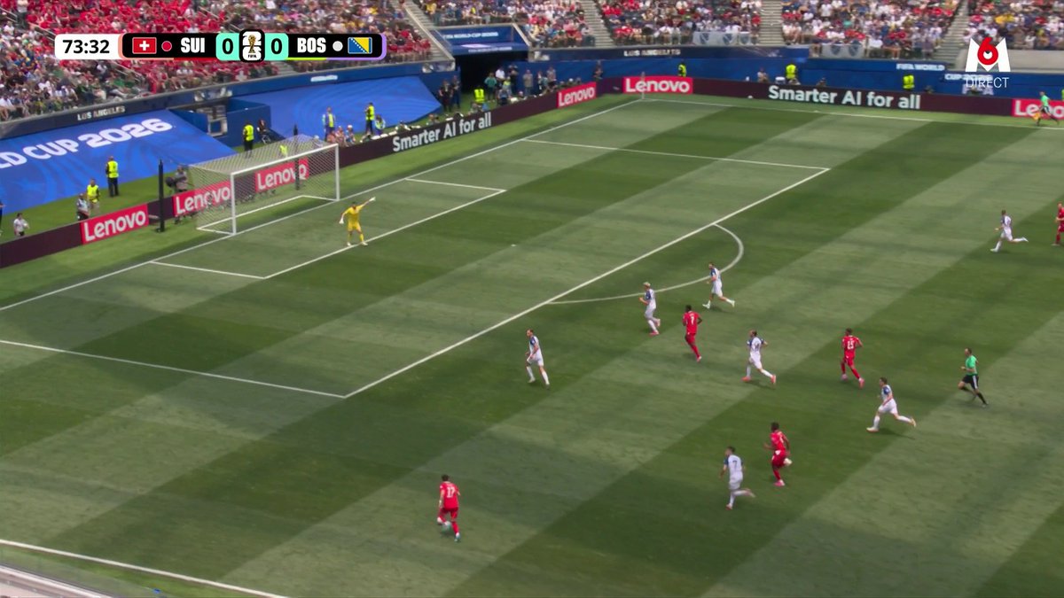 Manzambi délivre la Suisse ! 1-0 🇨🇭 À 20 ans seulement, le jeune entrant offre l'avantage à la Nati dans cette fin de match ! Suivez le match Coupe du Monde de la FIFA 2026™ sur M6 et M6+ #CDM2026 #FIFAWorldCup #SUIBOS